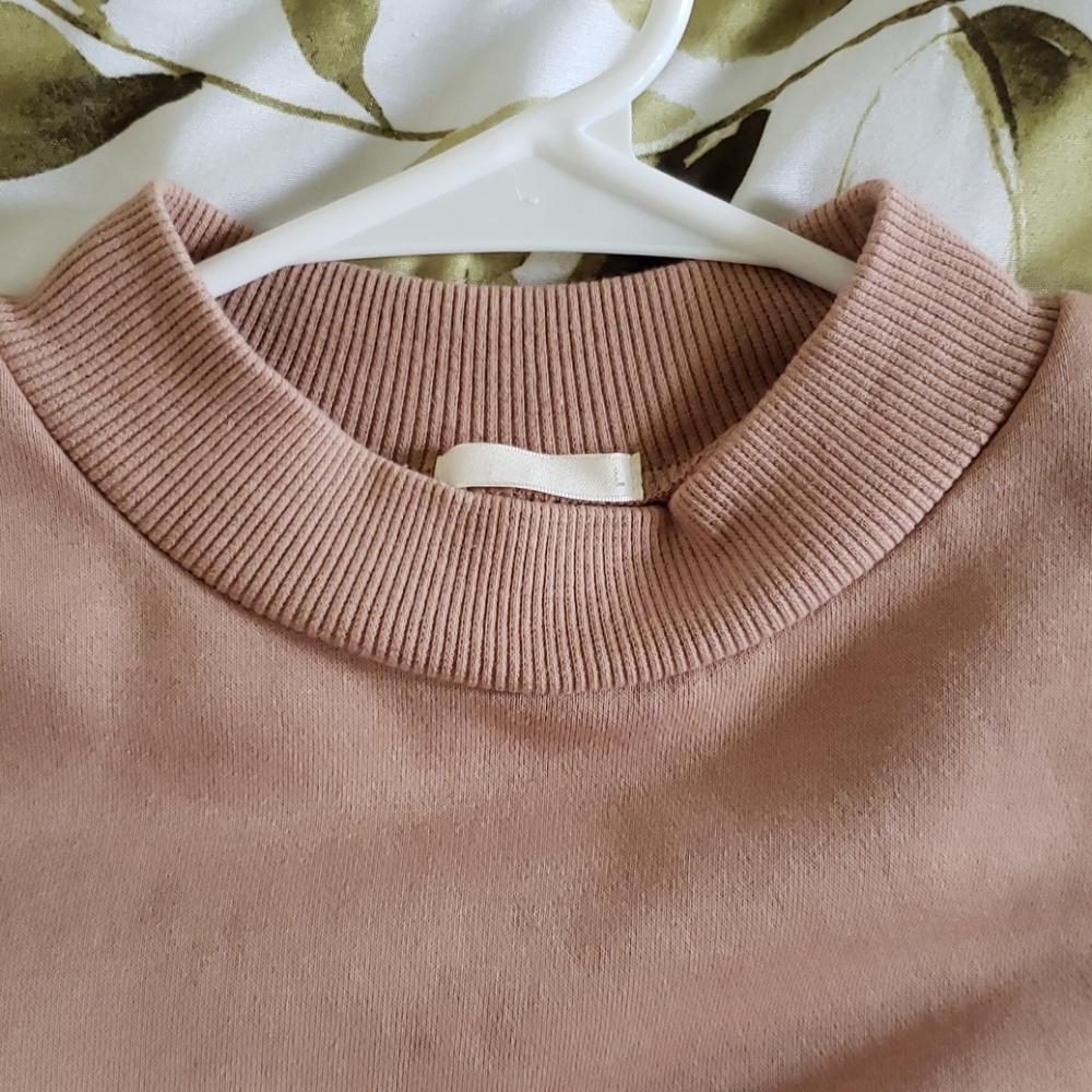 Japan GU sweater